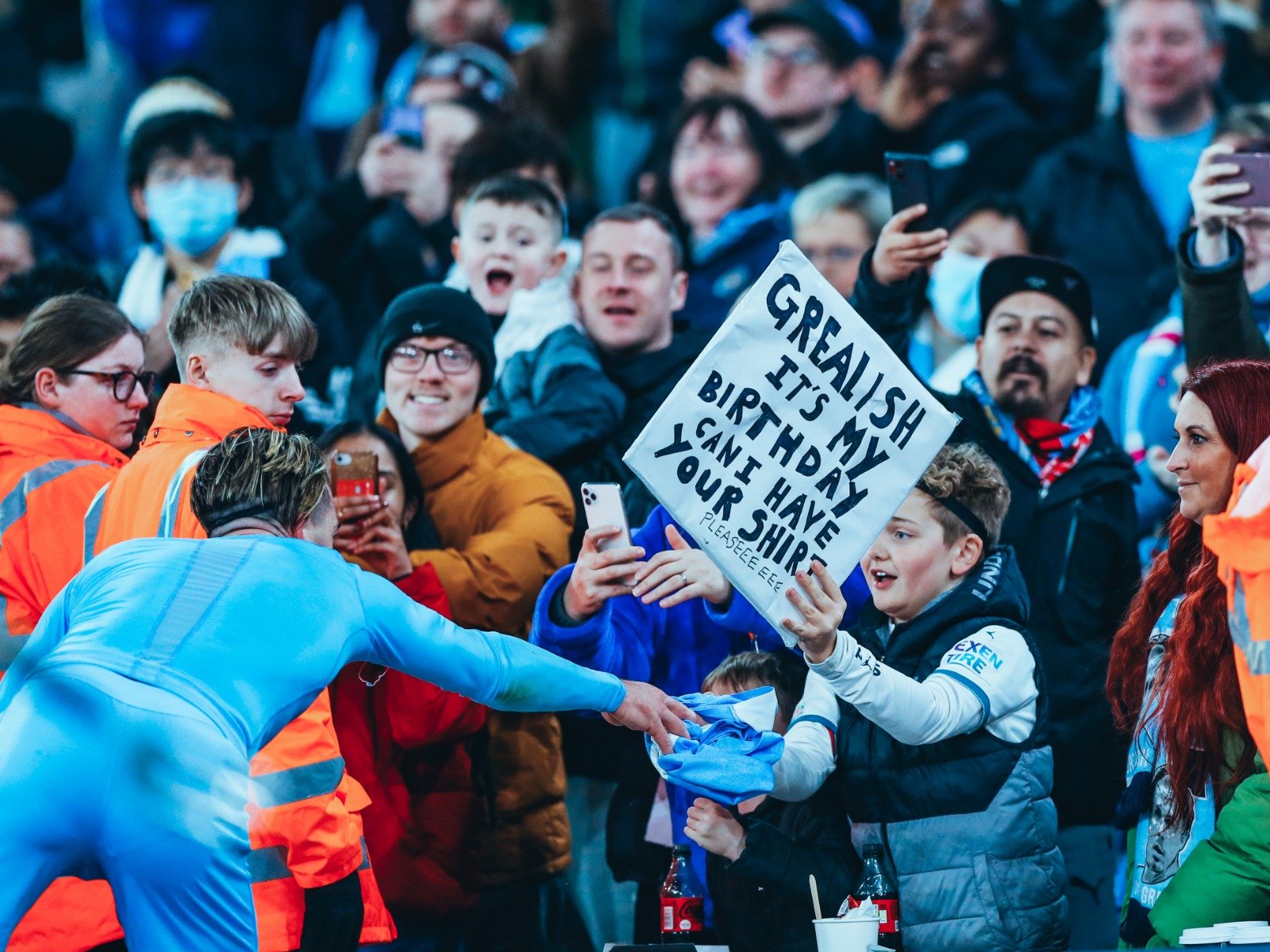 英超第38輪曼聯2-1富勒姆 德赫亞撲點桑喬B費破門逆轉勝！紅魔收官登聯賽第三！.